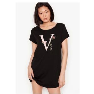 Victoria’s Secret monogram green floral oversized sleep T-shirt